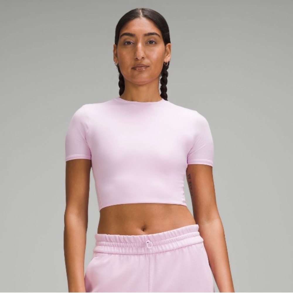 Lululemon wundermost ultra soft nulu crew cropped t shirt
